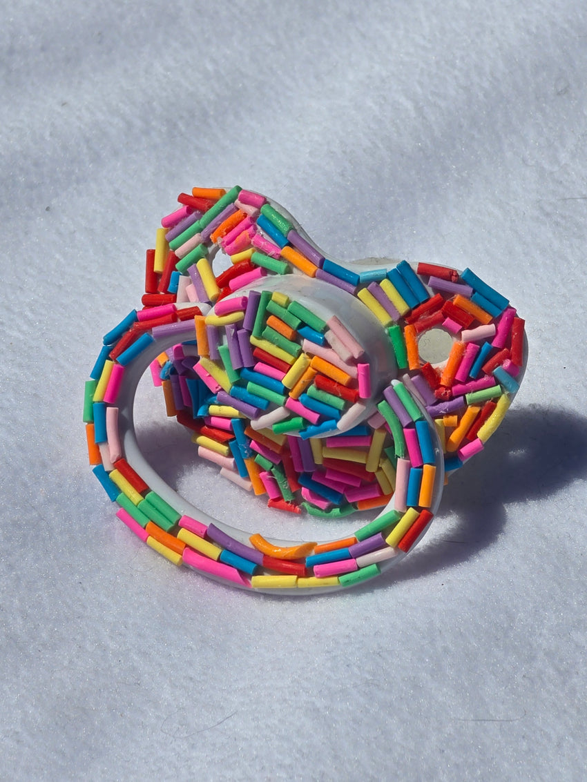 Itty Bitty Wonders Pacifier 032