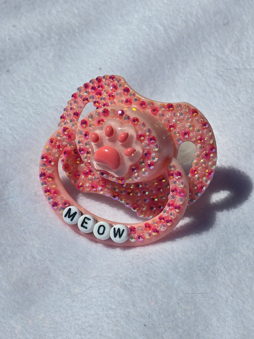 Itty Bitty Wonders Pacifier 033