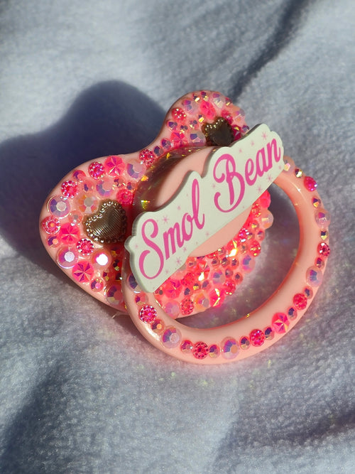 Itty Bitty Wonders Pacifier 002